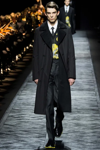Look 41